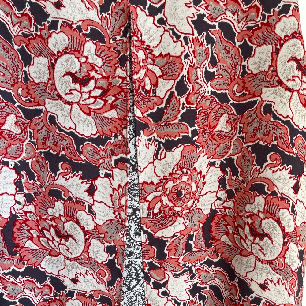Lucky Brand Red and Cream Floral Tank with V-Neck Size 2X - Picture 6 of 9